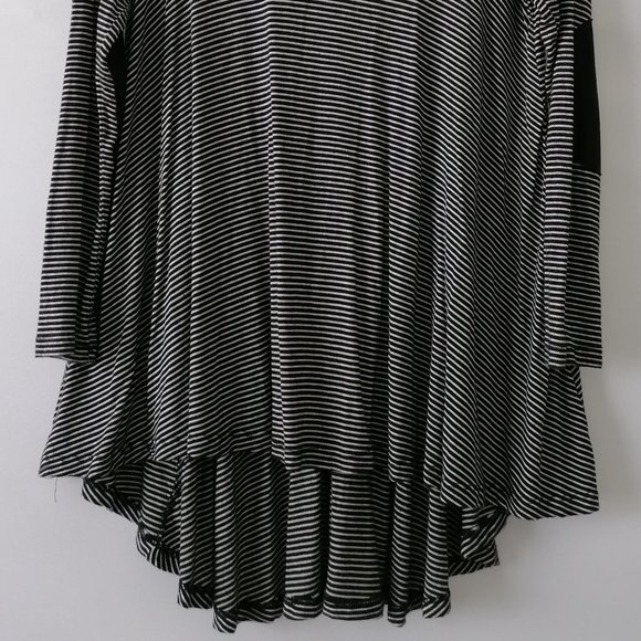 Runway Seven Womens Black White Round Neck Striped Hi Low Flowy Top Size S - Picture 3 of 6